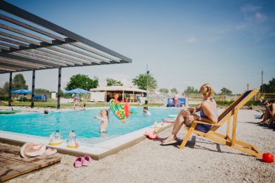 akce-pro-deti-zamestnancu-v-bazenu