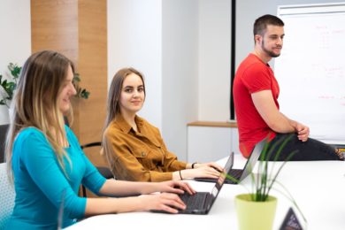 mladi-lide-v-msg-life