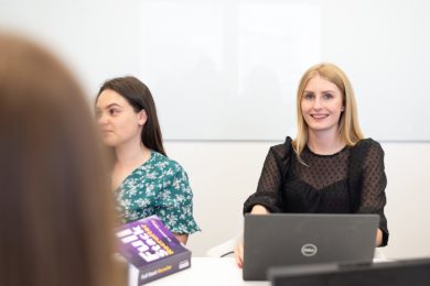 mlady-tym-kolegu-v-msg-life