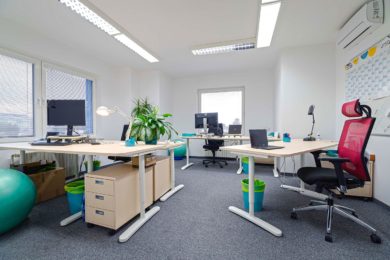 pracoviste-ve-firemnich-prostorach-spolecnosti