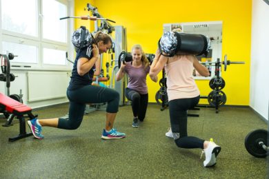 skupinove-treninky-ve-firemni-posilnovne